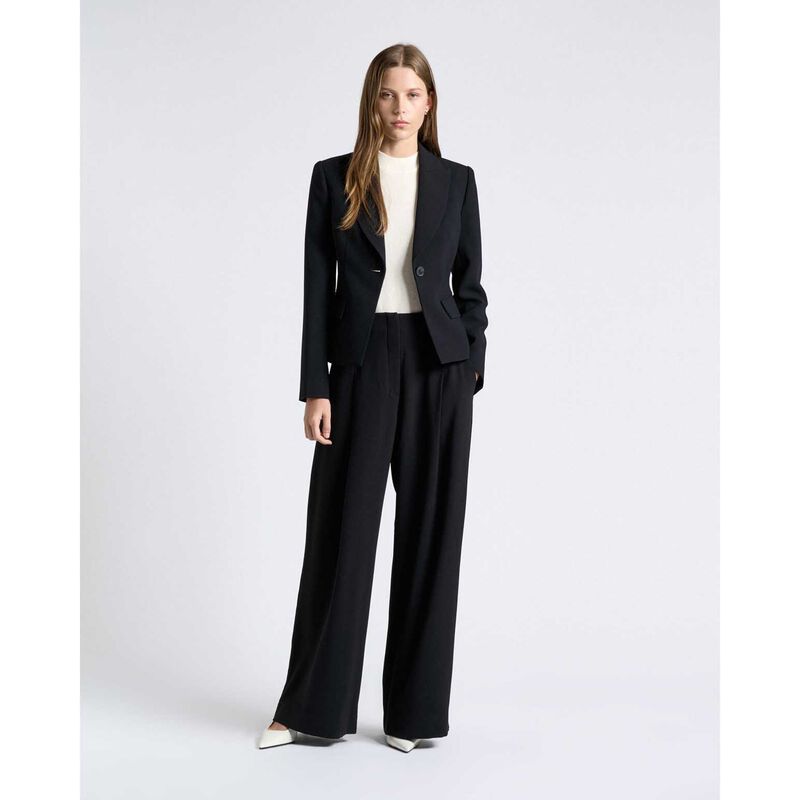 Cue Crepe Cropped Blazer image number 3